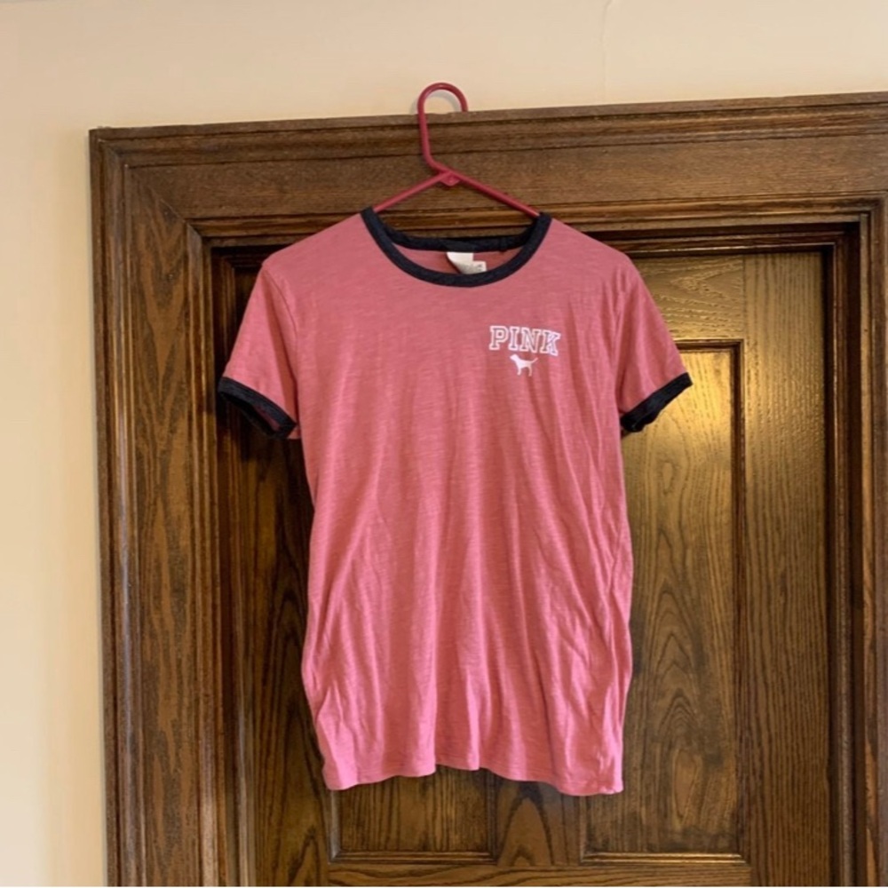 Victoria’s Secret PINK t-shirt